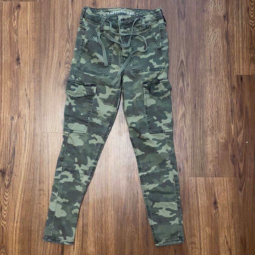 American Eagle Camo Pants